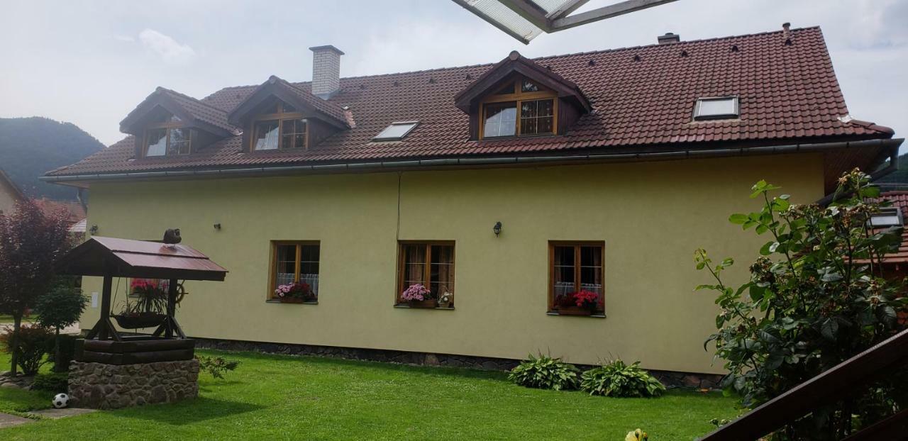 Penzion Hacienda Liptovska Osada Bagian luar foto